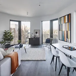 The Eight Shoreditch Apartment London