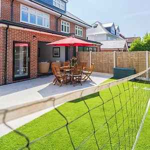 Highcroft House By Grandeur Holiday home Bournemouth