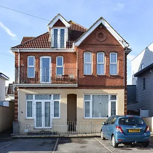 Pinecliffe Avenue Holiday home Bournemouth
